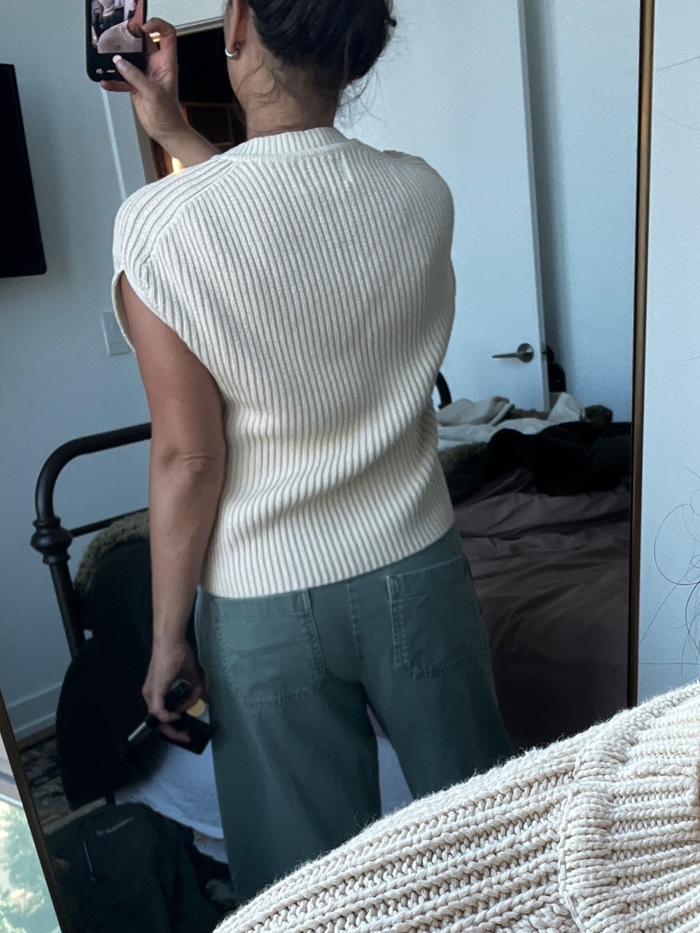 St. Agni Sweater - Picture 3 of 8